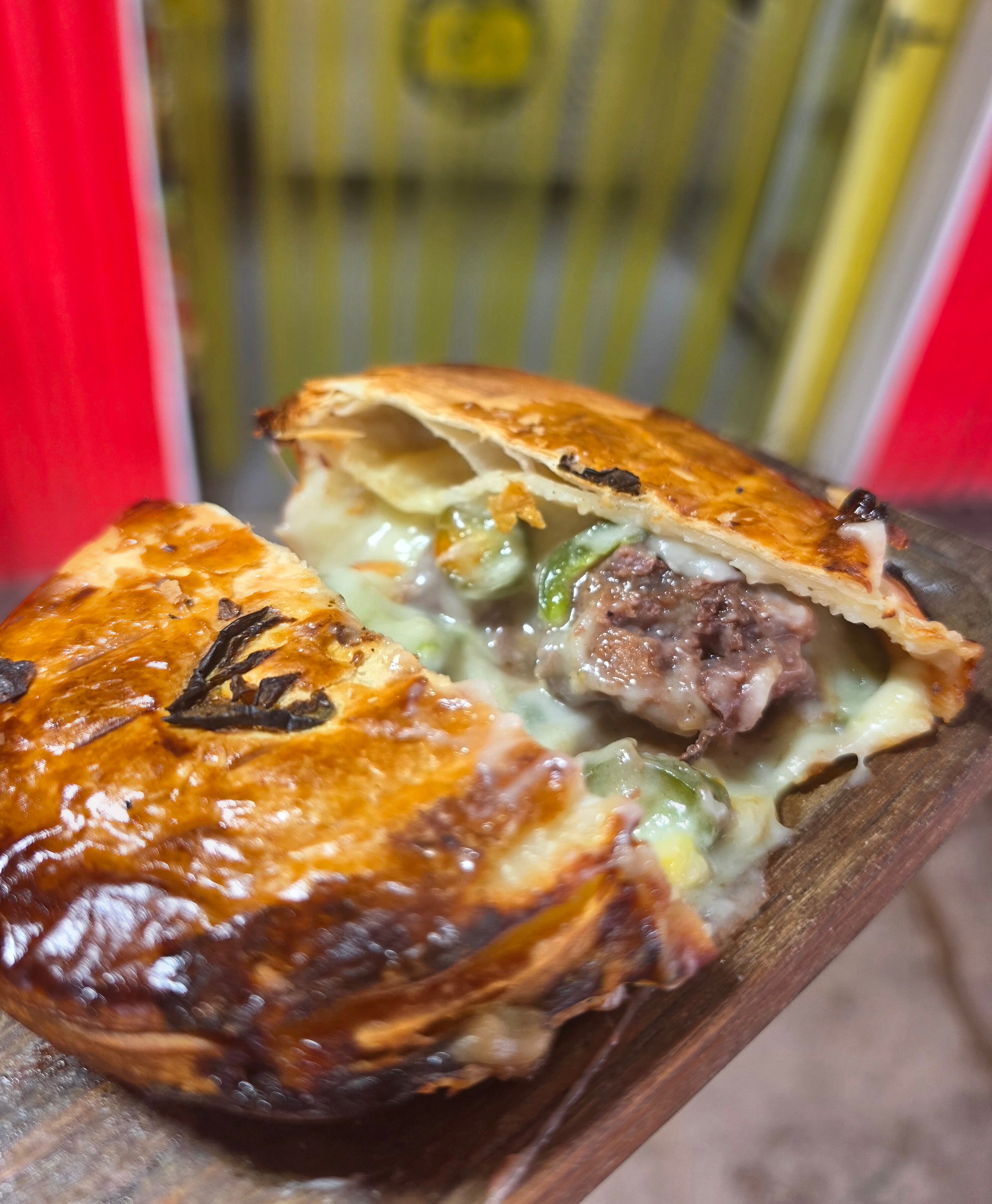 Chunky Beef Jalapeno & Cheese Pie